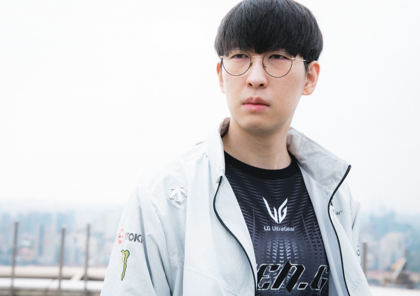 Duro: ‘GEN có kỹ năng cá nhân tốt nhưng chưa ăn ý’ Duro bình luận sau loạt trận tứ kết với HLE