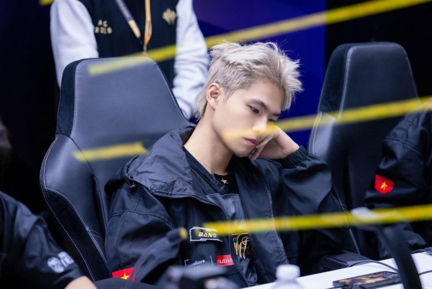 Trận đấu Flash Wolves và Saigon Phantom