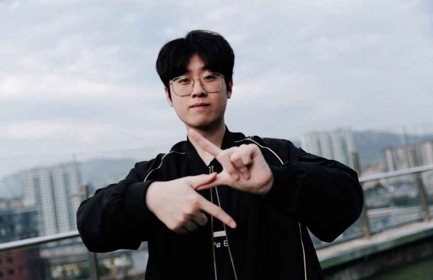 Fan HLE công kích BLV Đức Mạnh