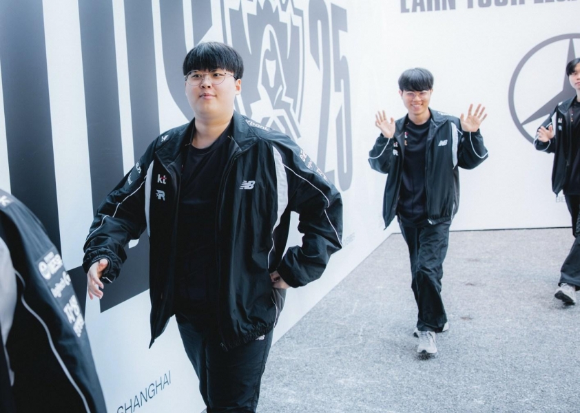 Peter cùng đồng đội