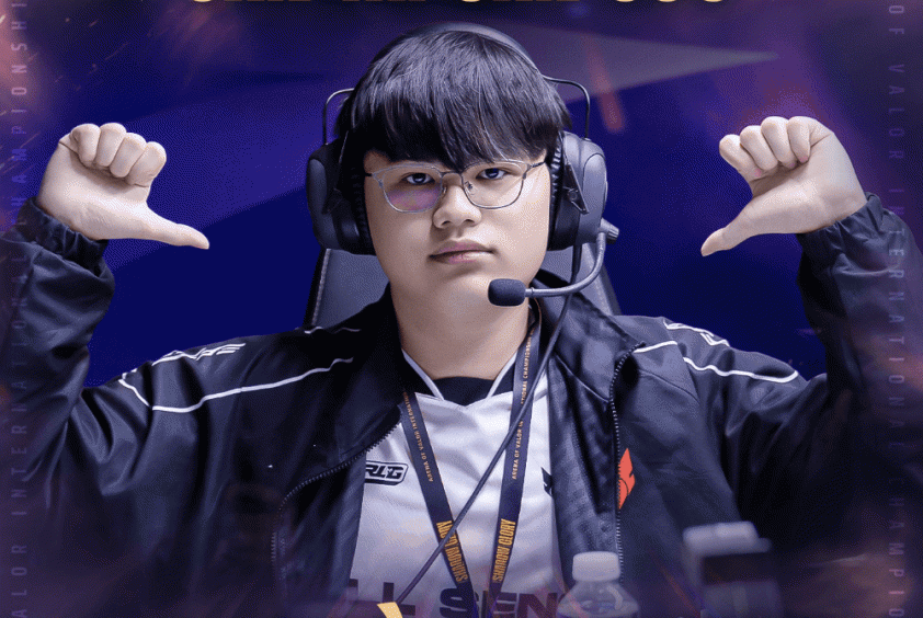 Trận bán kết AIC 2025 giữa Team Flash và FULL SENSE